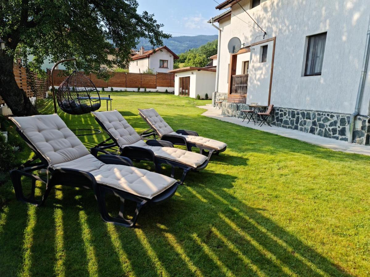 Algarte Guest House Madzhare エクステリア 写真
